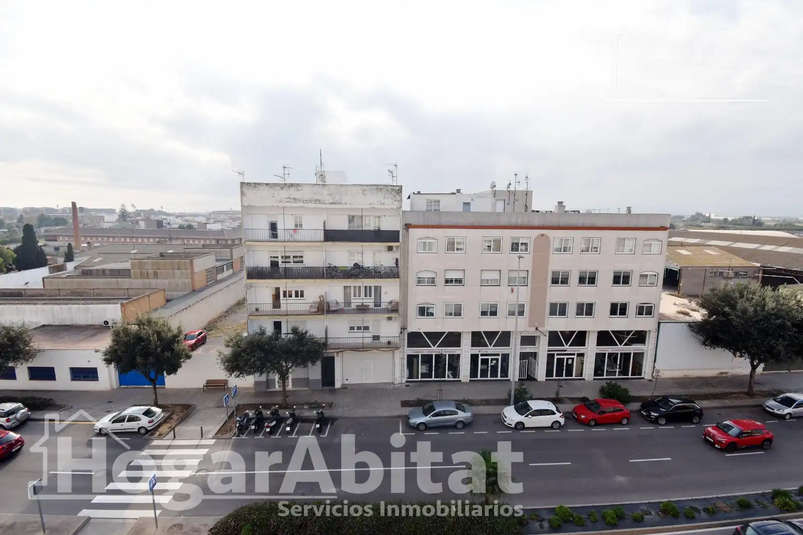 Vista exterior de Àtic en venda en Castellón de la Plana / Castelló de la Plana amb Terrassa i Traster