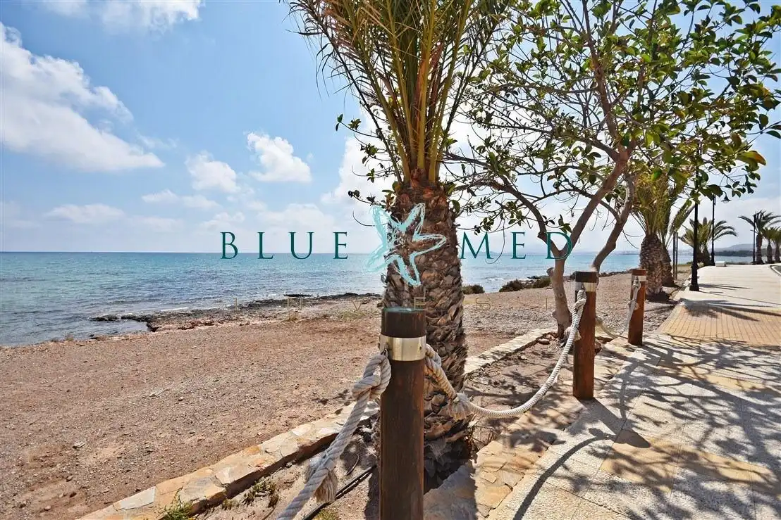 Maisonette zum Verkauf in Cartagena mit Heizung, Terrasse und Balkon