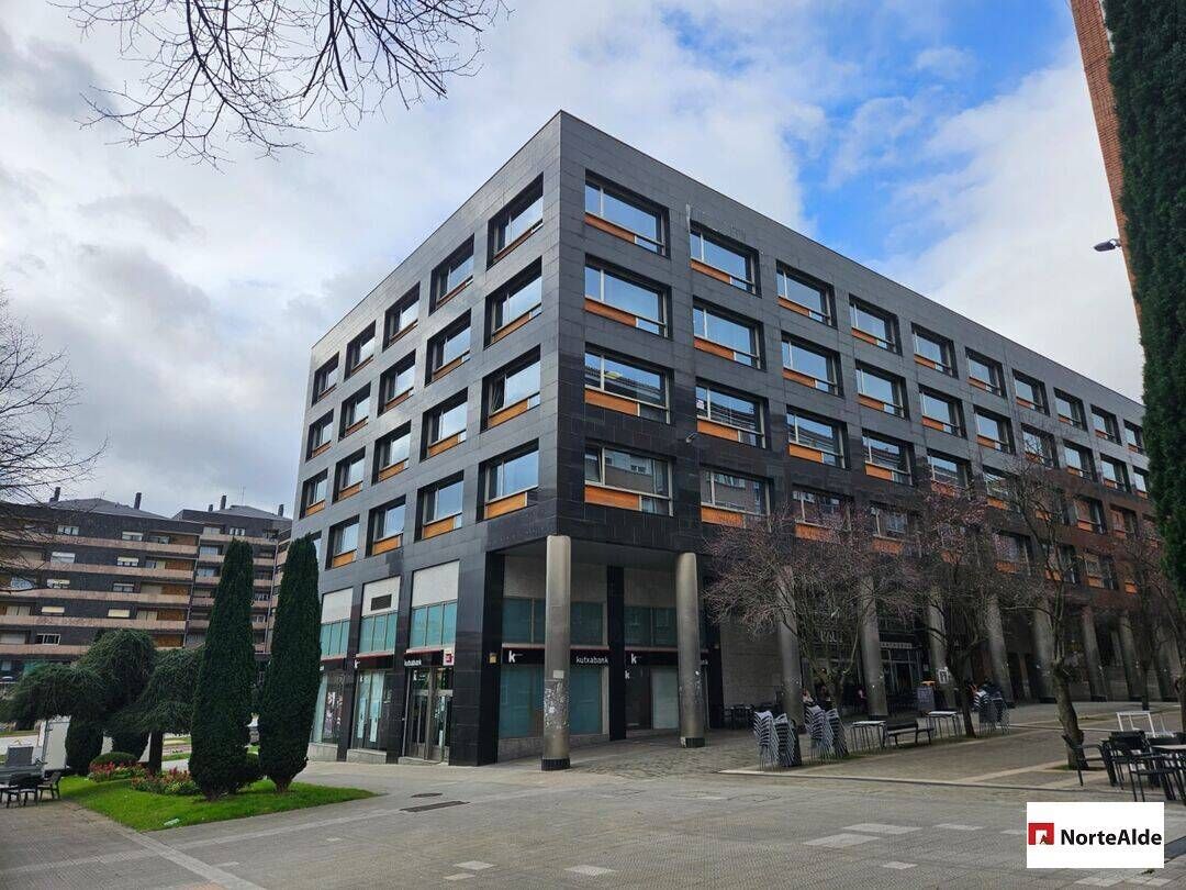 Oficina de lloguer a Centro Urbano - Hirigunea