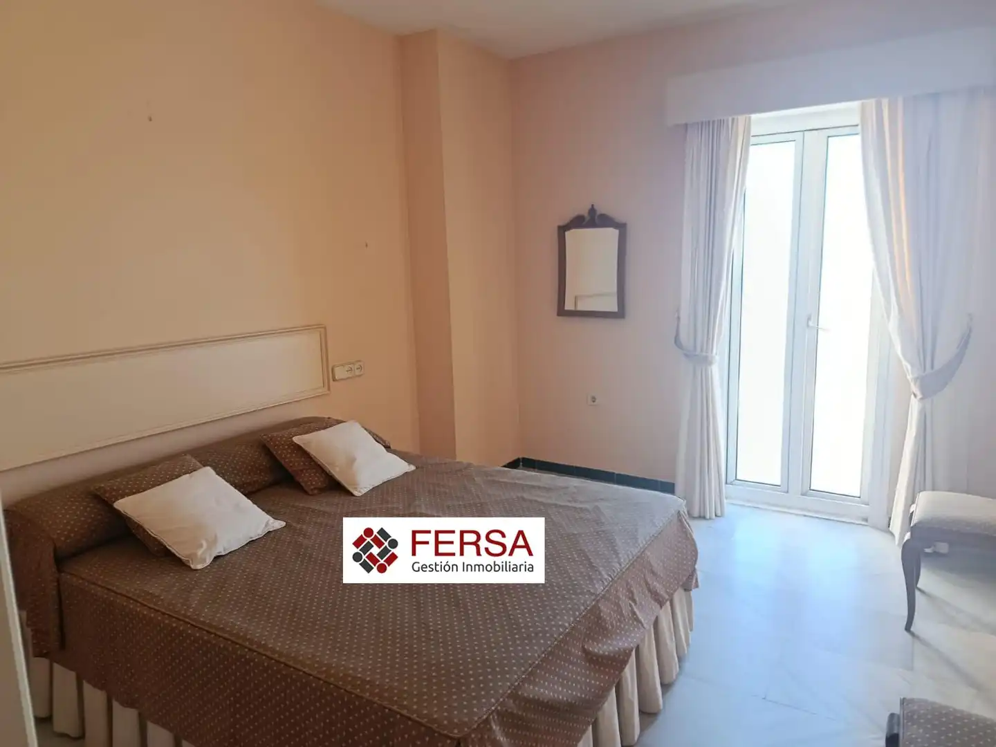 Bedroom of Apartments for rent in El Puerto de Santa María  with Terrace, Storage room and Furnished