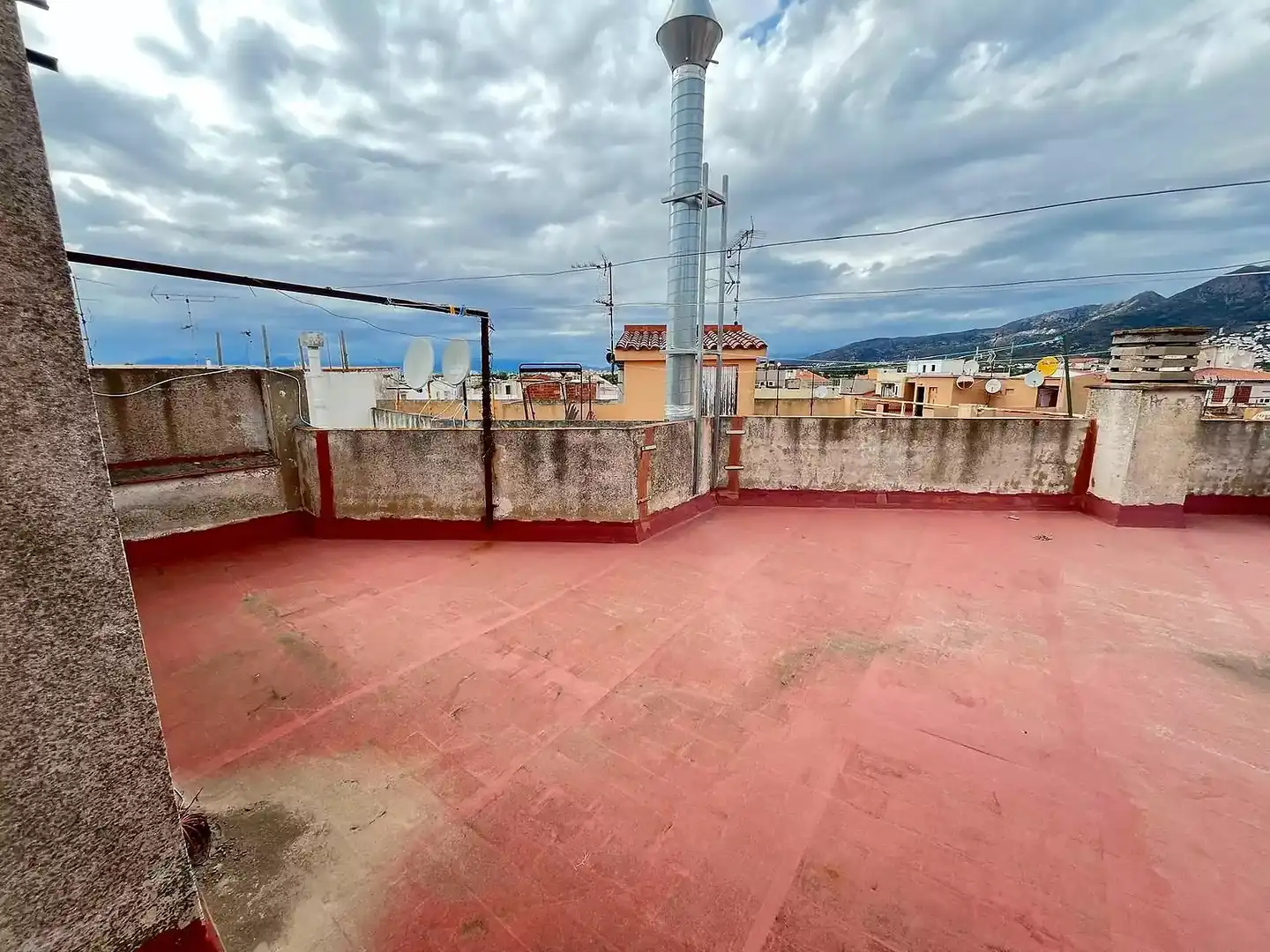 Terraza de Piso en venta en Roses con Aire acondicionado y Amueblado