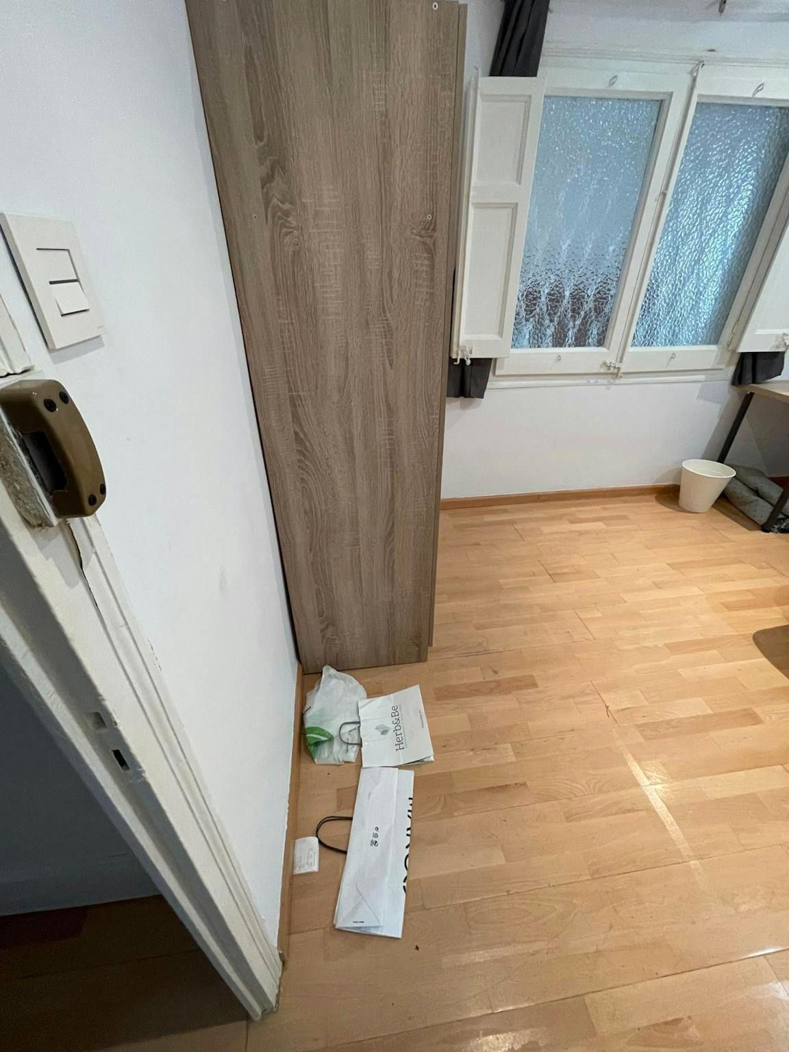 Dormitori de Pis per a compartir en  Barcelona Capital amb Calefacció, Moblat i Rentadora