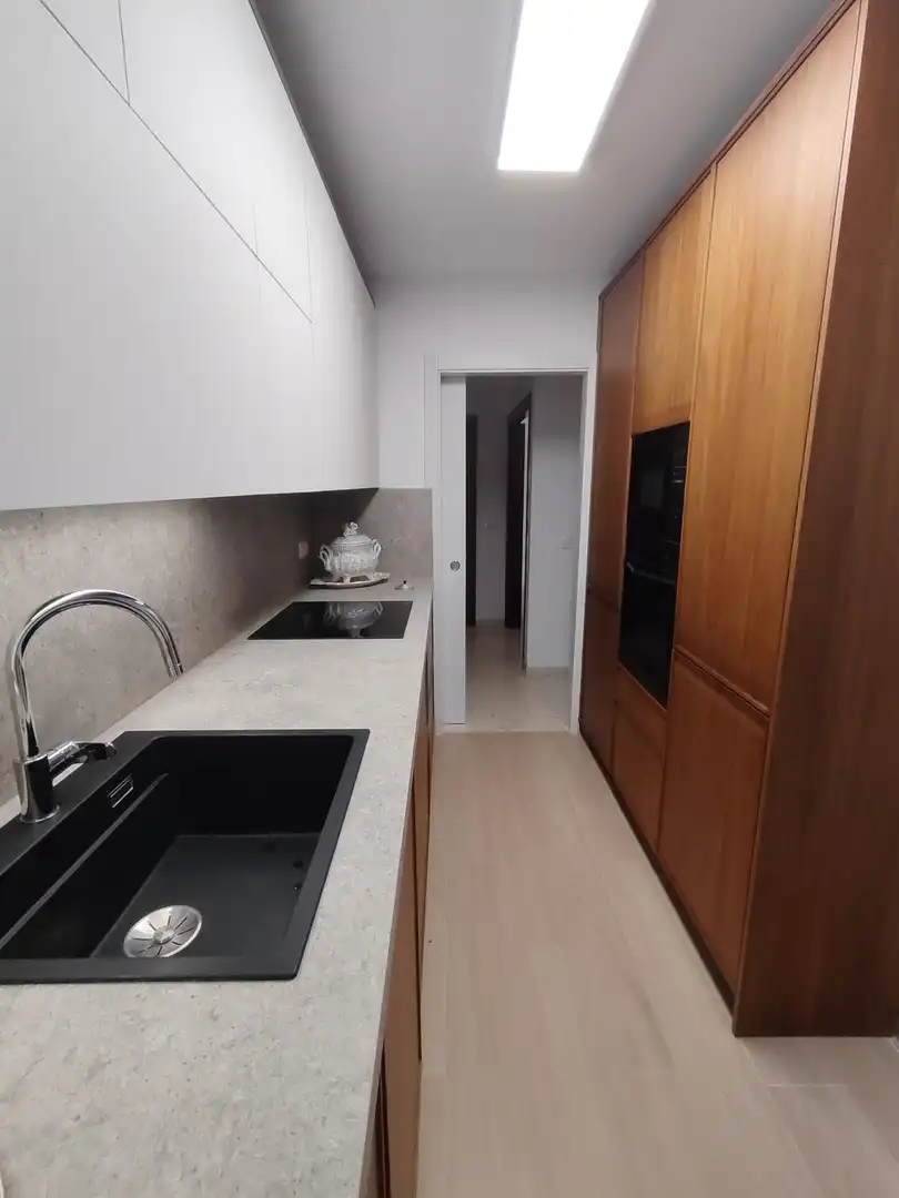 Cocina de Apartamento de alquiler en Málaga con Jardín privado, Terraza y Amueblado