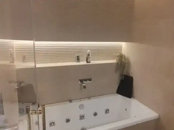 Bany de Pis en venda en  Madrid Capital amb Aire condicionat