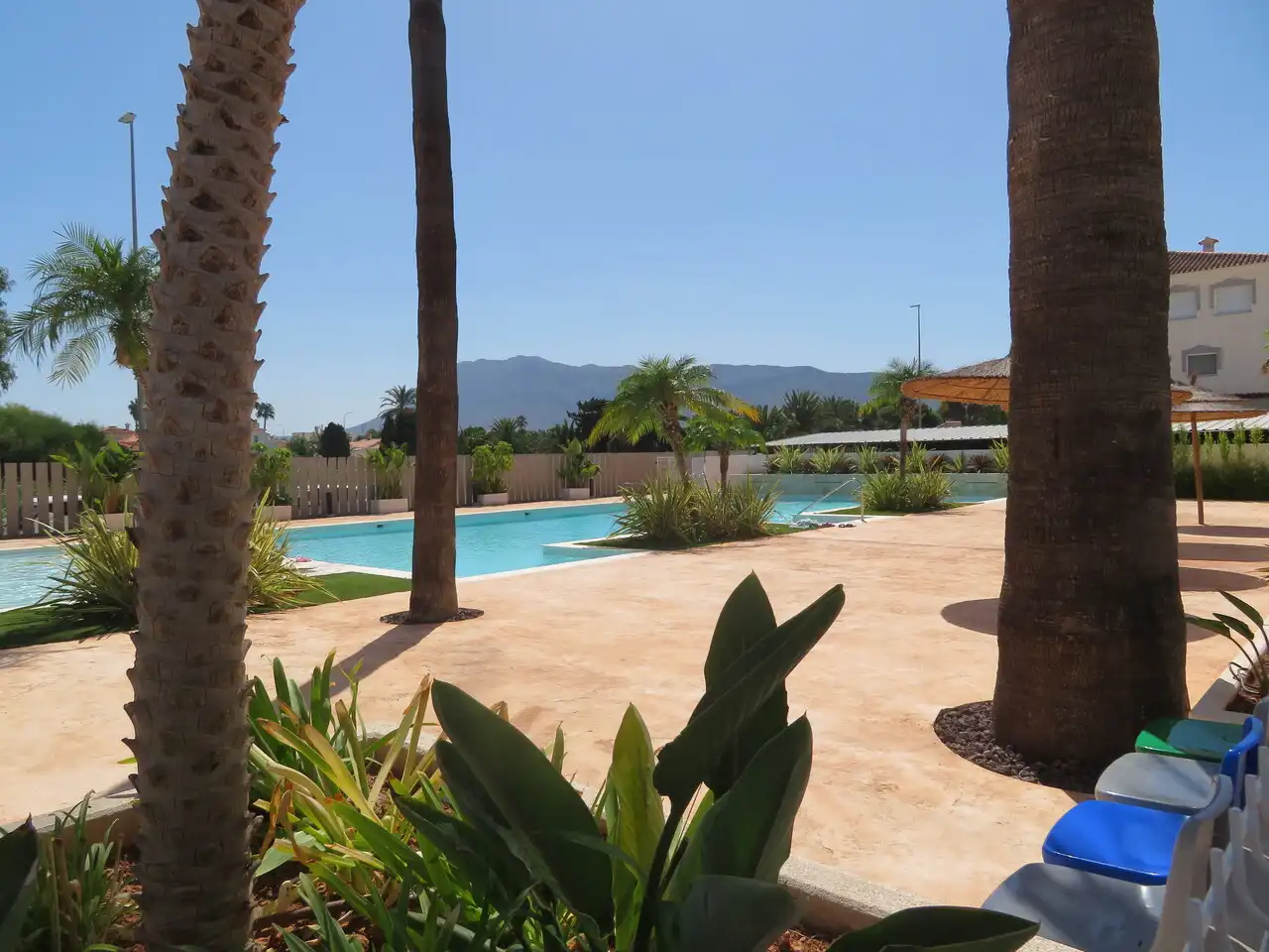 Piscina de Ático en venta en Dénia con Aire acondicionado, Terraza y Horno
