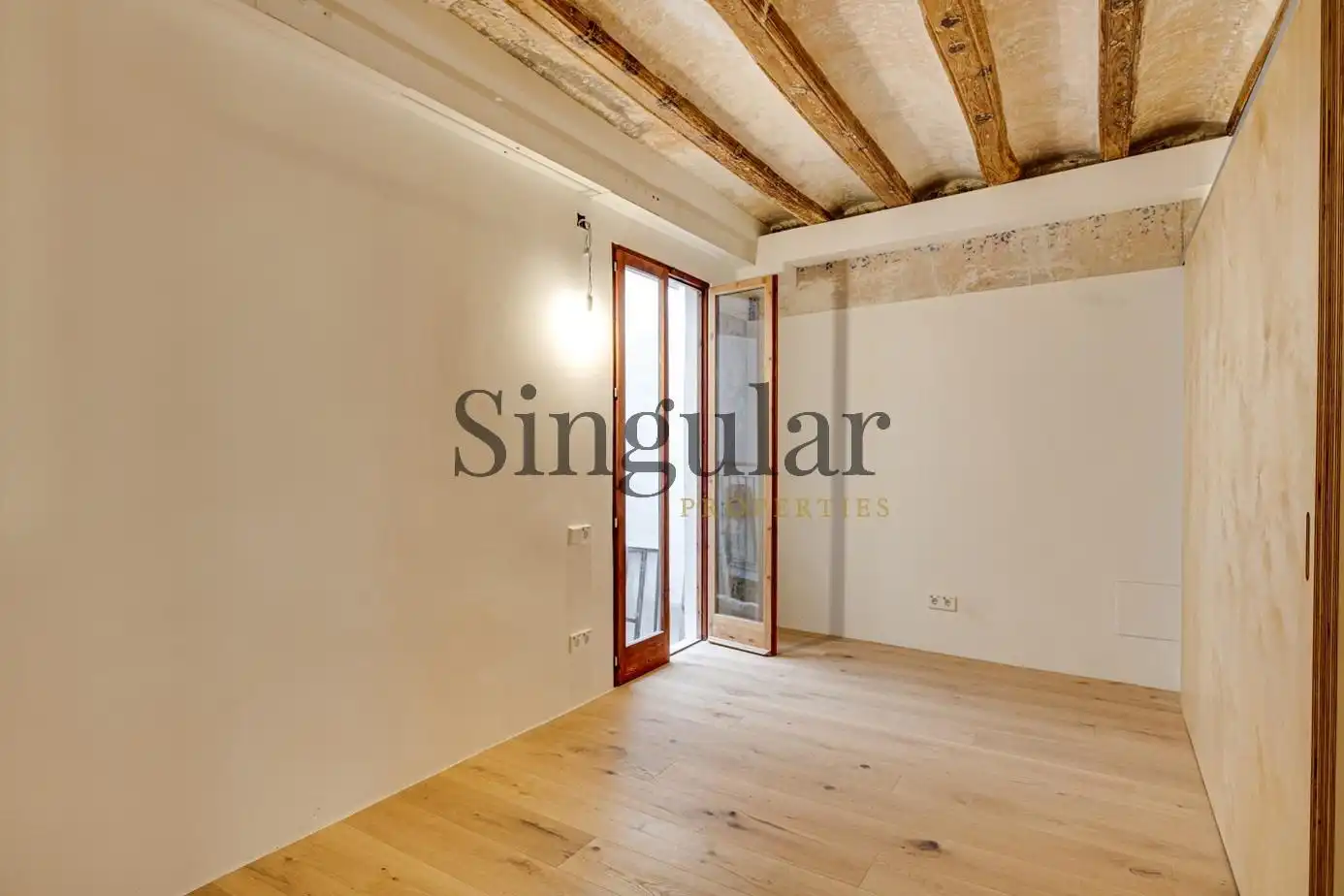 Habitación de Dúplex en venta en Barcelona con Calefacción, Terraza y Trastero