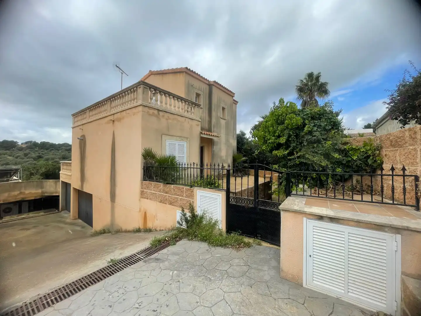 Detached house with pool for sale in Cala Magrana - Cala Anguila - Cala Mendia