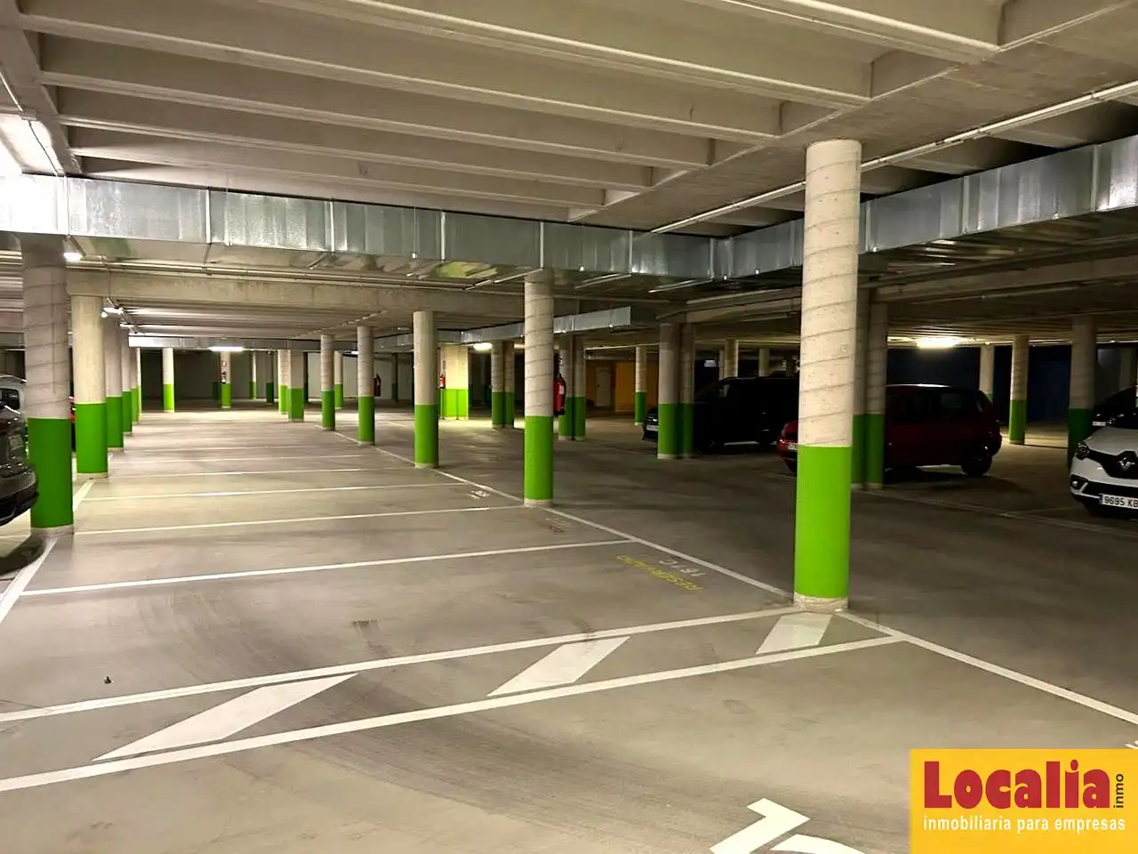 Parkplatz von Geschaftsraum zur Miete in Camargo
