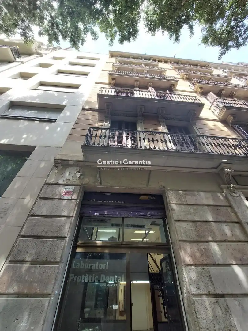 Local comercial de lloguer a Comte Borrell, imagen 28
