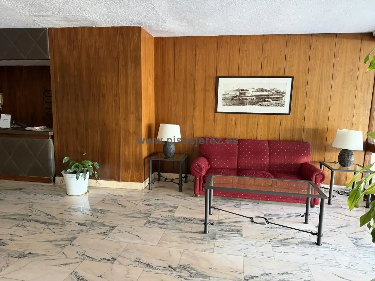 Sala d'estar de Pis en venda en Avenida - Divina Pastora - Plaza de Toros