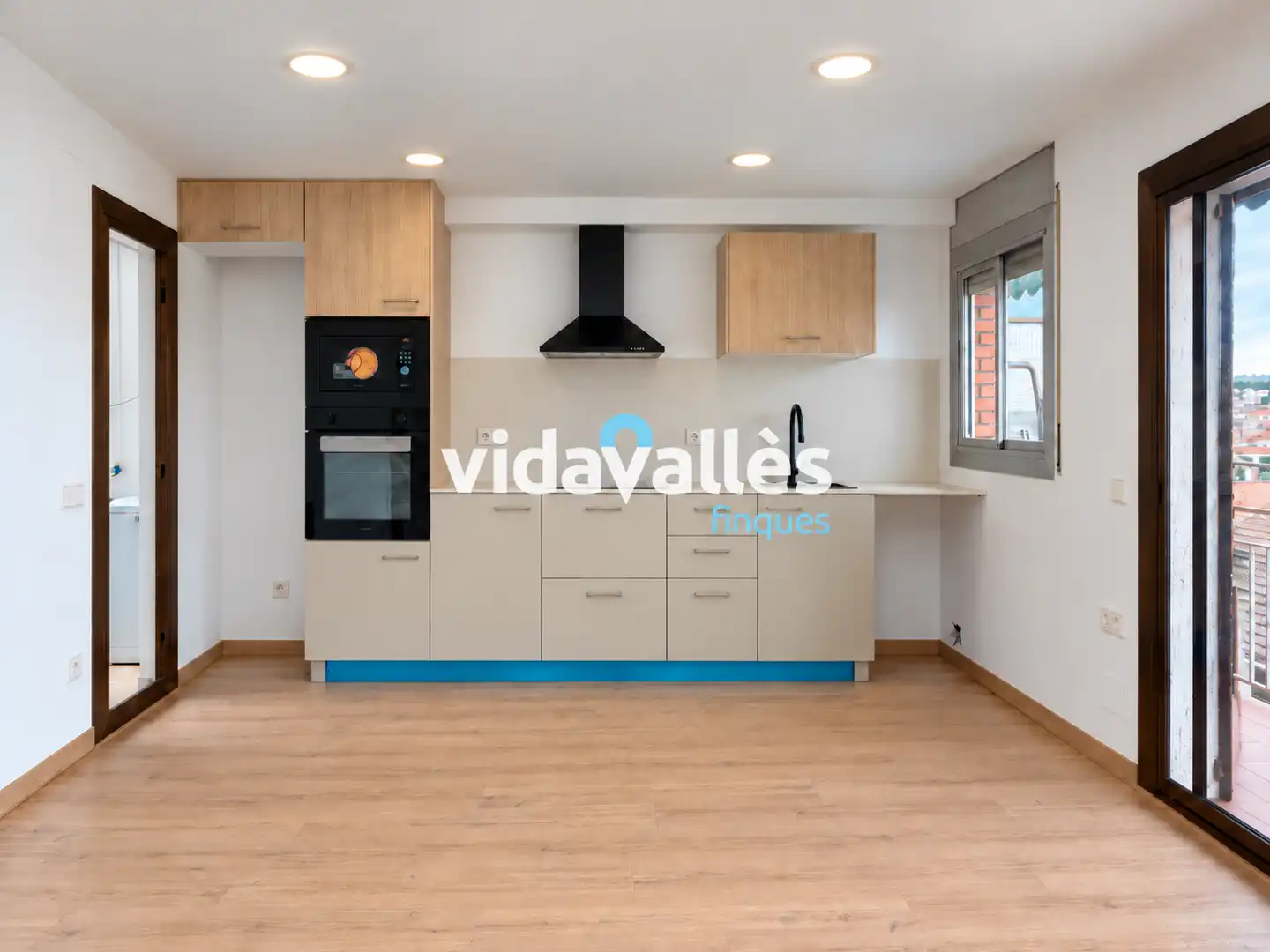 Piso con balcón en venta en Carrer Ripollès, imagen 2