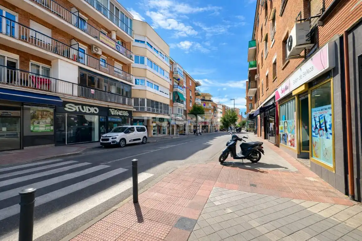 Exterior view of Flat for sale in Madrid  with Air Conditioner, Heating and Terrace