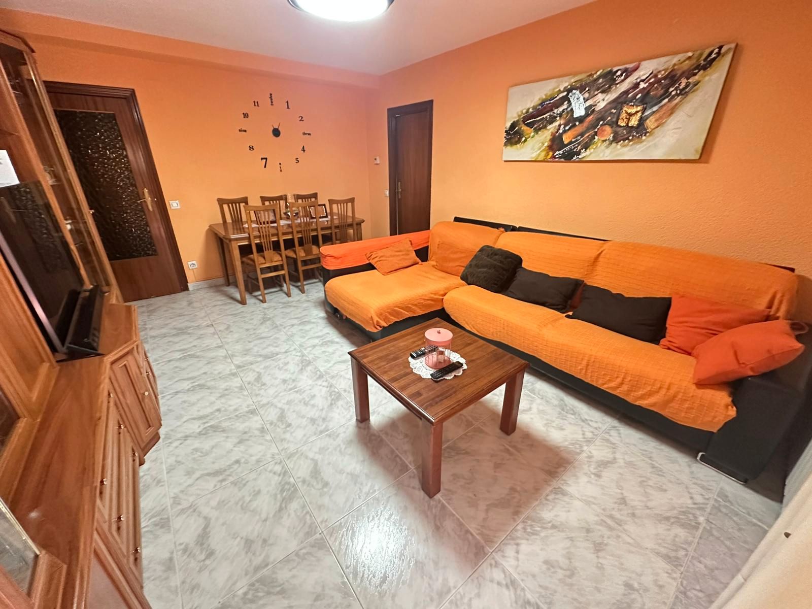 Living room of Flat for sale in Parla  with Air Conditioner, Heating and Terrace