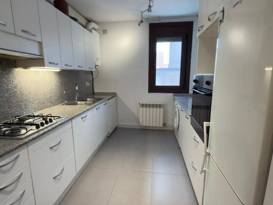 Piso en venta en Carrer Portal 4, imagen 3