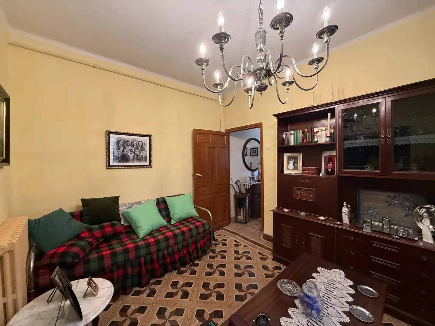 Sala de estar de Finca rústica en venta en Perales con Calefacción, Amueblado y Horno