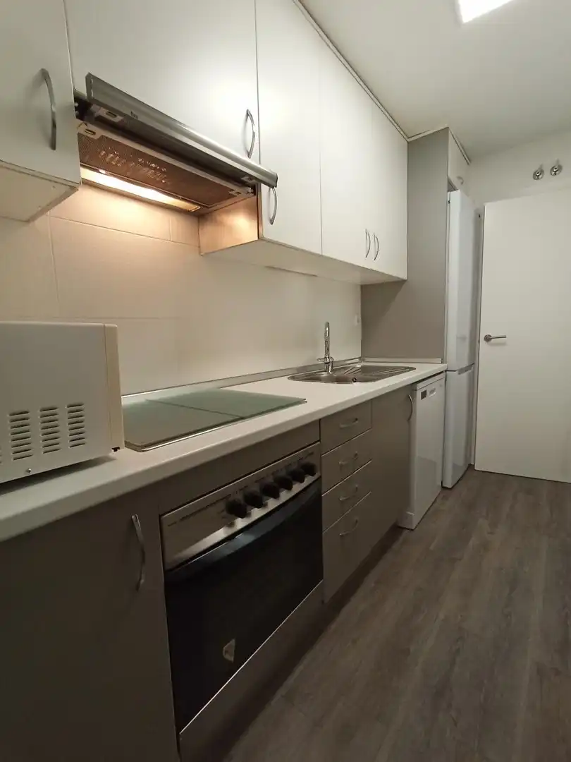 Kitchen of Flat for rent in Parla  with Air Conditioner, Heating and Storage room