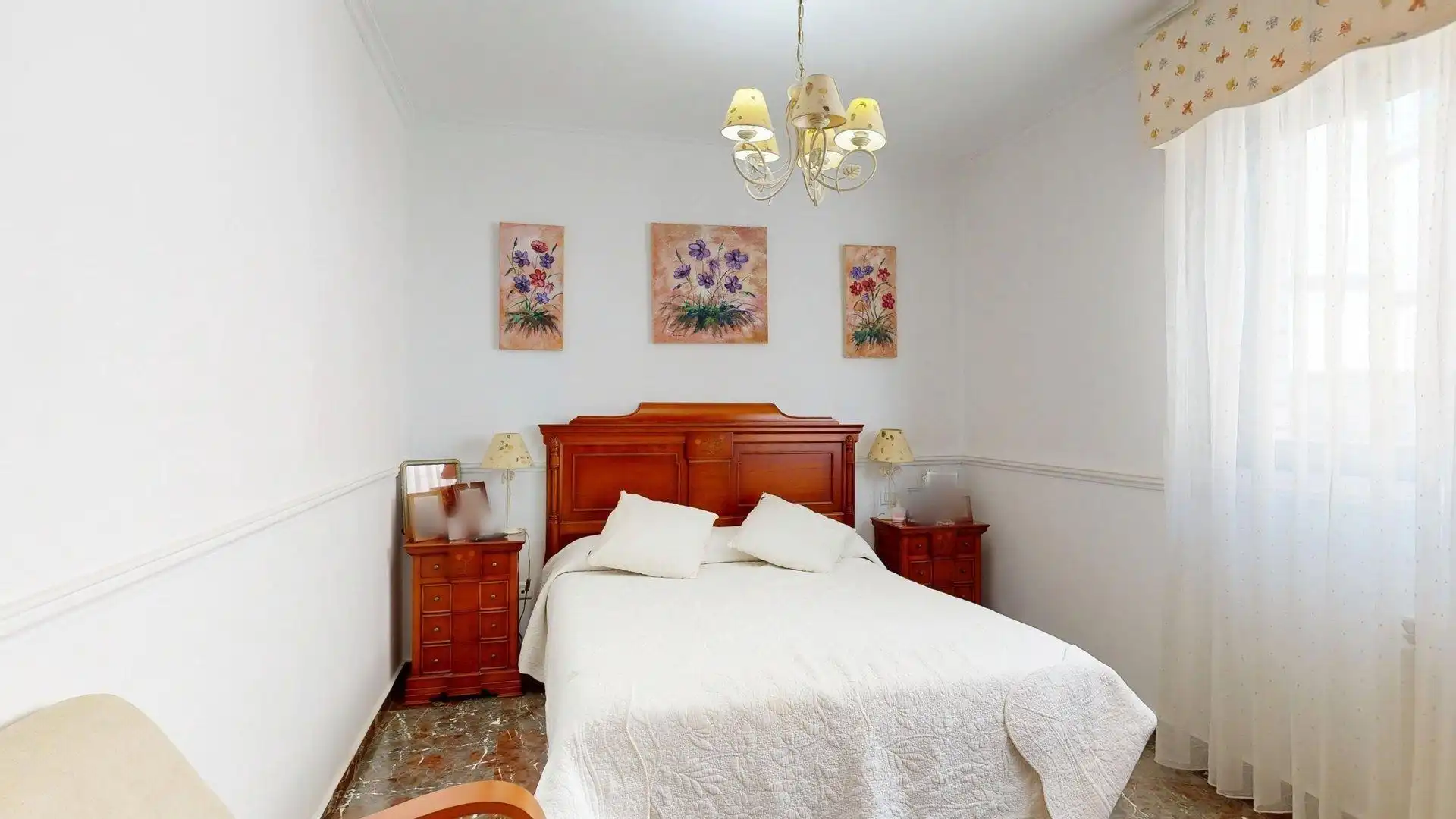 Habitación de Casa adosada en venta en Zaragoza con Aire acondicionado, Calefacción y Terraza