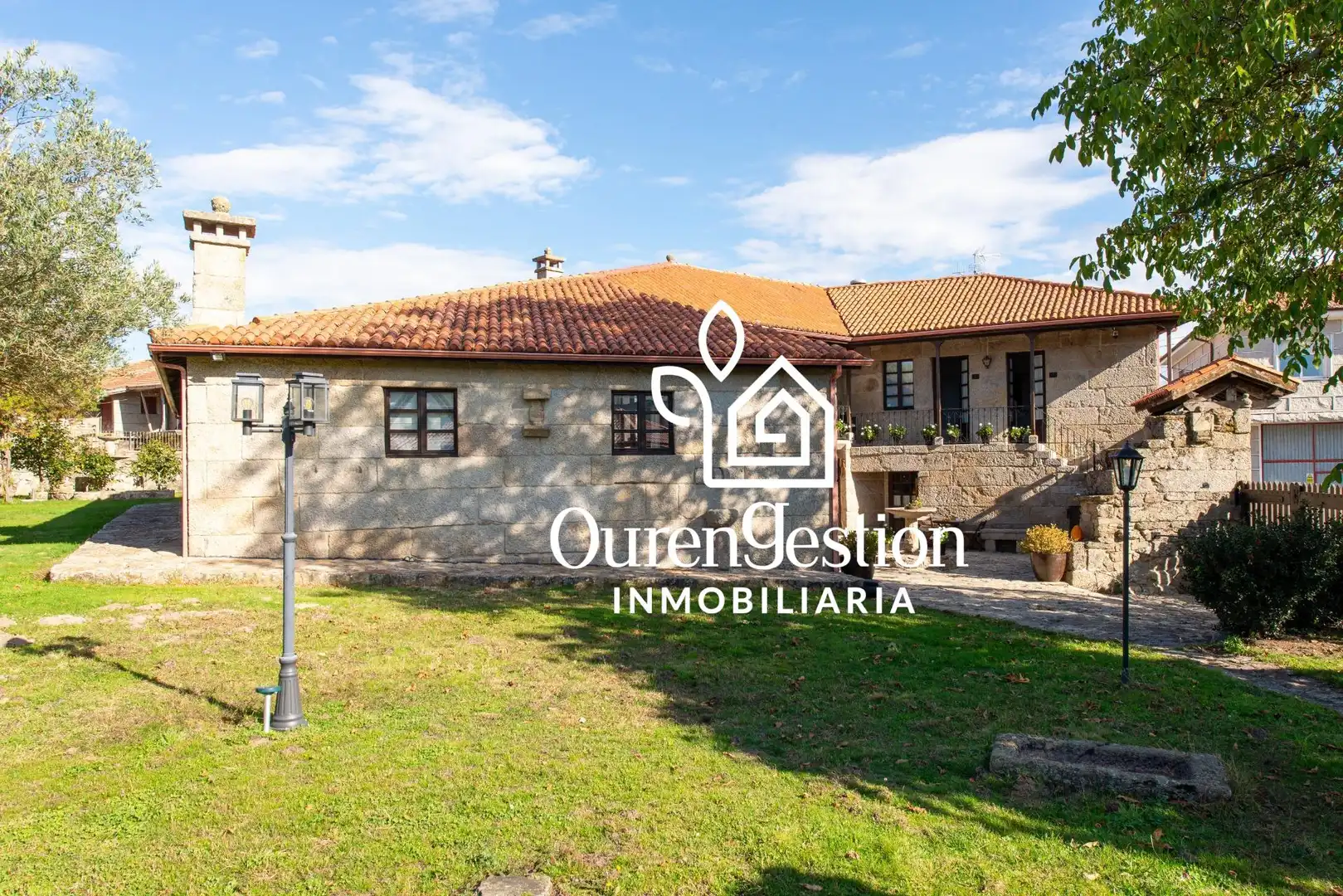 Vista exterior de Finca rústica en venda en Baltar amb Calefacció, Jardí privat i Terrassa