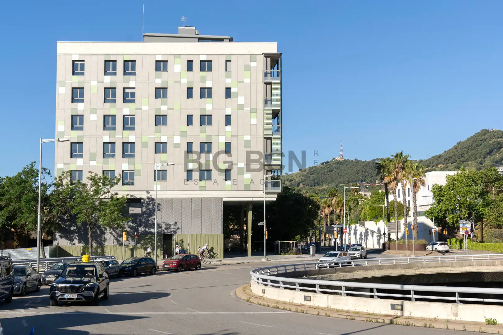Vista exterior de Pis en venda en Barcelona amb Aire condicionat, Calefacció i Terrassa