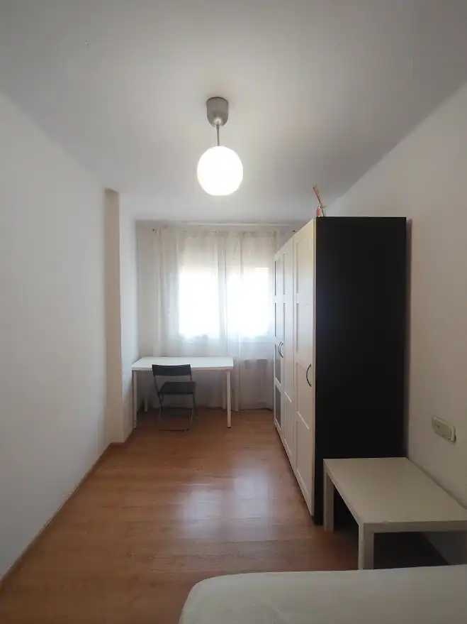 Schlafzimmer von Wohnung zur Miete in Lleida mit Heizung, Möbliert und Ofen