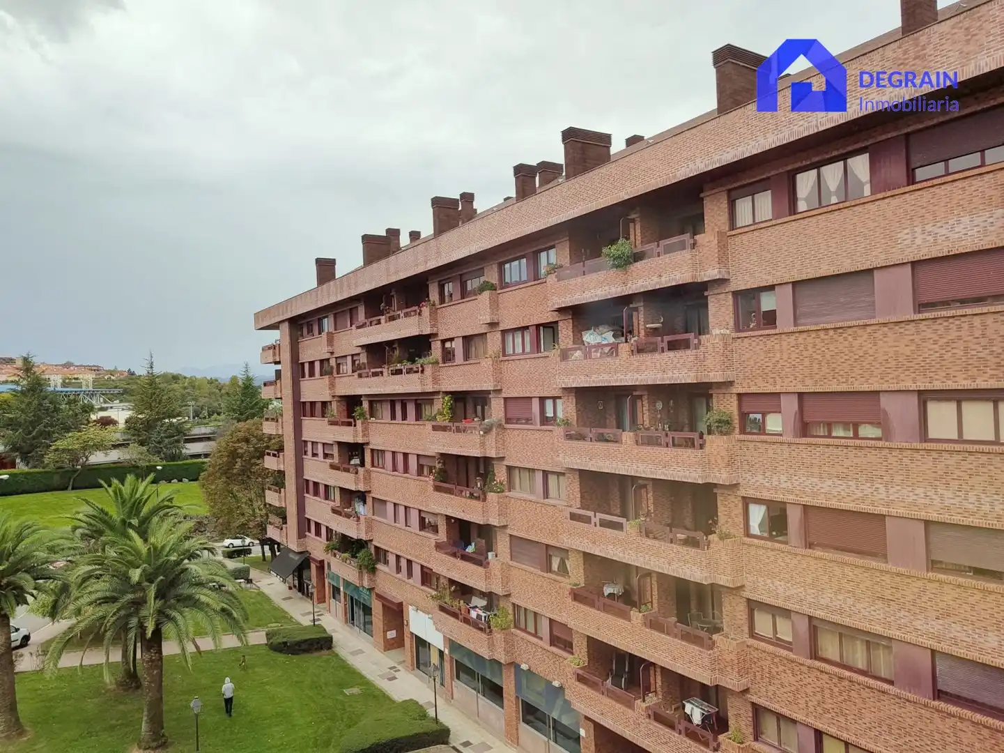 Exterior view of Flat for rent in Oviedo   with Heating and Furnished