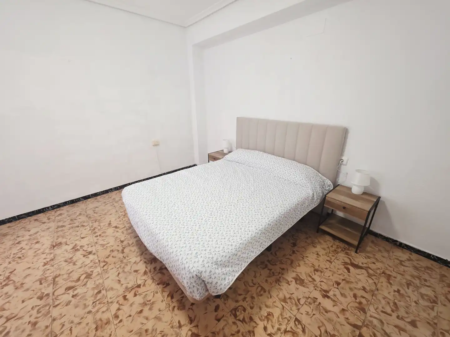 Bedroom of Flat for rent in Vila-real  with Storage room, Furnished and Oven