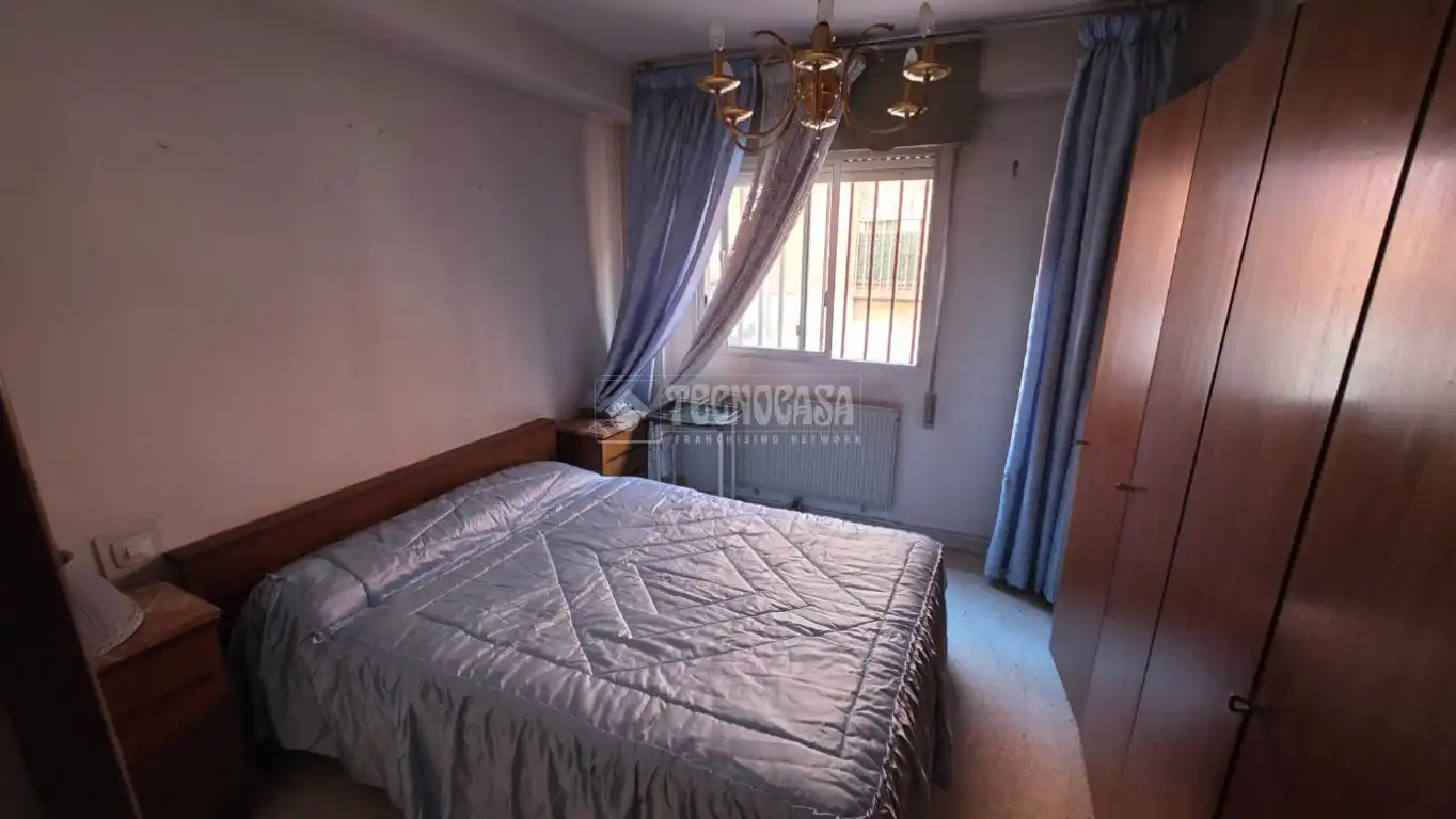 Habitación de Piso en venta en Madrid con Calefacción y Terraza