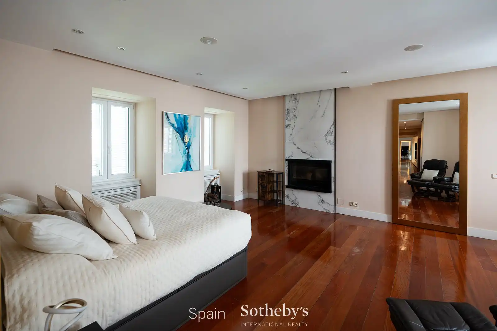 Habitación de Casa o chalet en venta en Pozuelo de Alarcón con Aire acondicionado, Jardín privado y Terraza