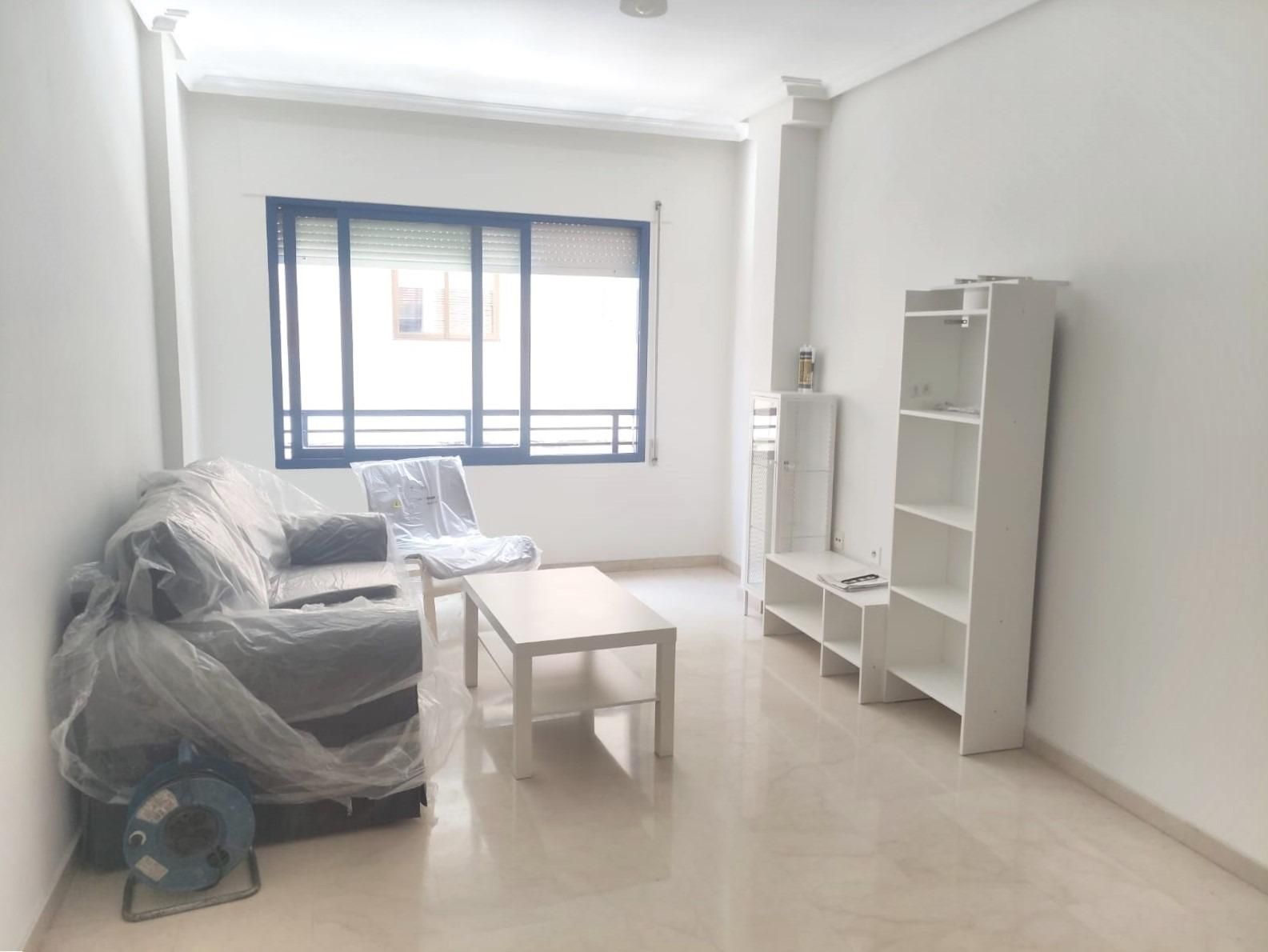 Sala d'estar de Apartament en venda en Ciudad Real Capital amb Calefacció, Traster i Balcó
