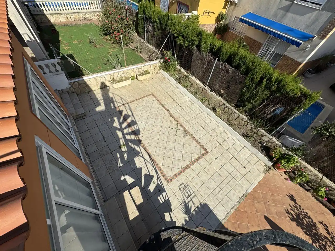 Terrassa de Casa o xalet en venda en Oliva amb Aire condicionat