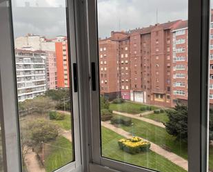 Exterior view of Flat to rent in Avilés  with Heating, Parquet flooring and Storage room