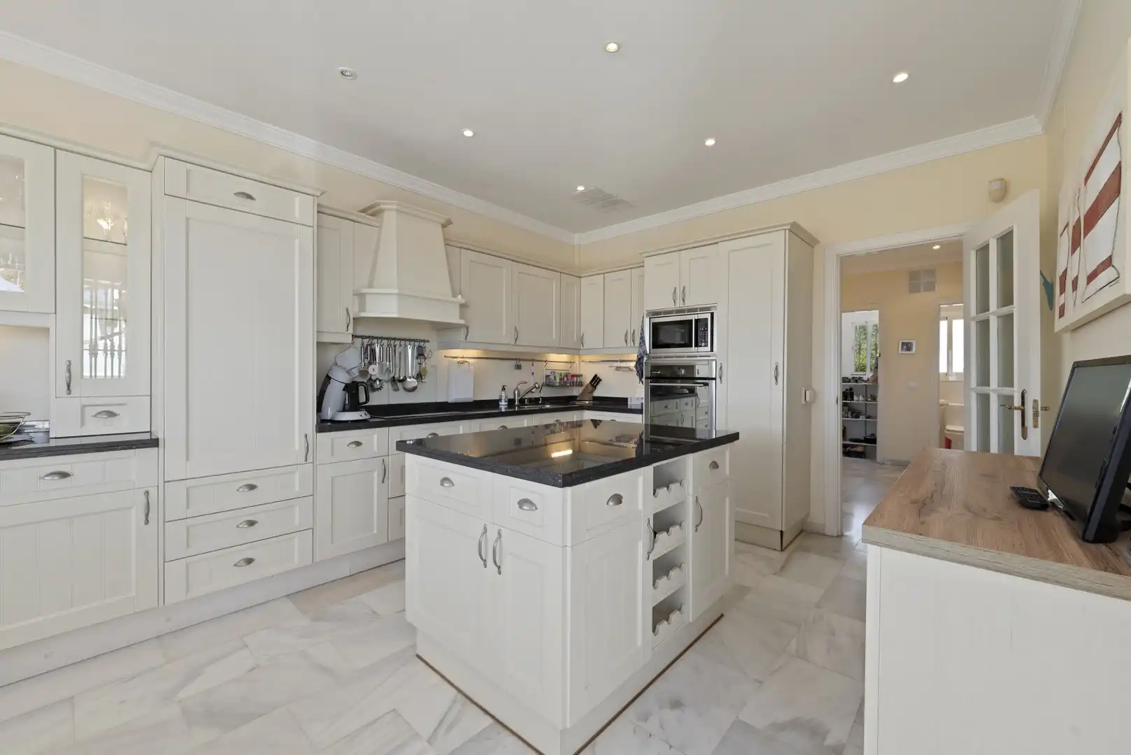 Cocina de Casa o chalet en venta en Mijas con Aire acondicionado, Jardín privado y Terraza