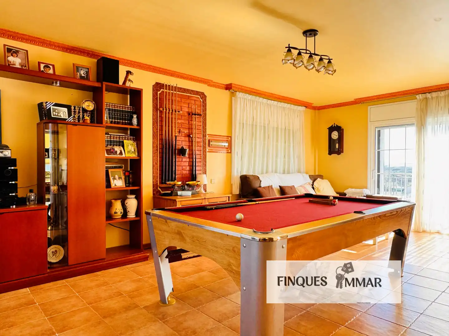 Sala de estar de Casa o chalet en venta en Sils con Aire acondicionado, Calefacción y Jardín privado