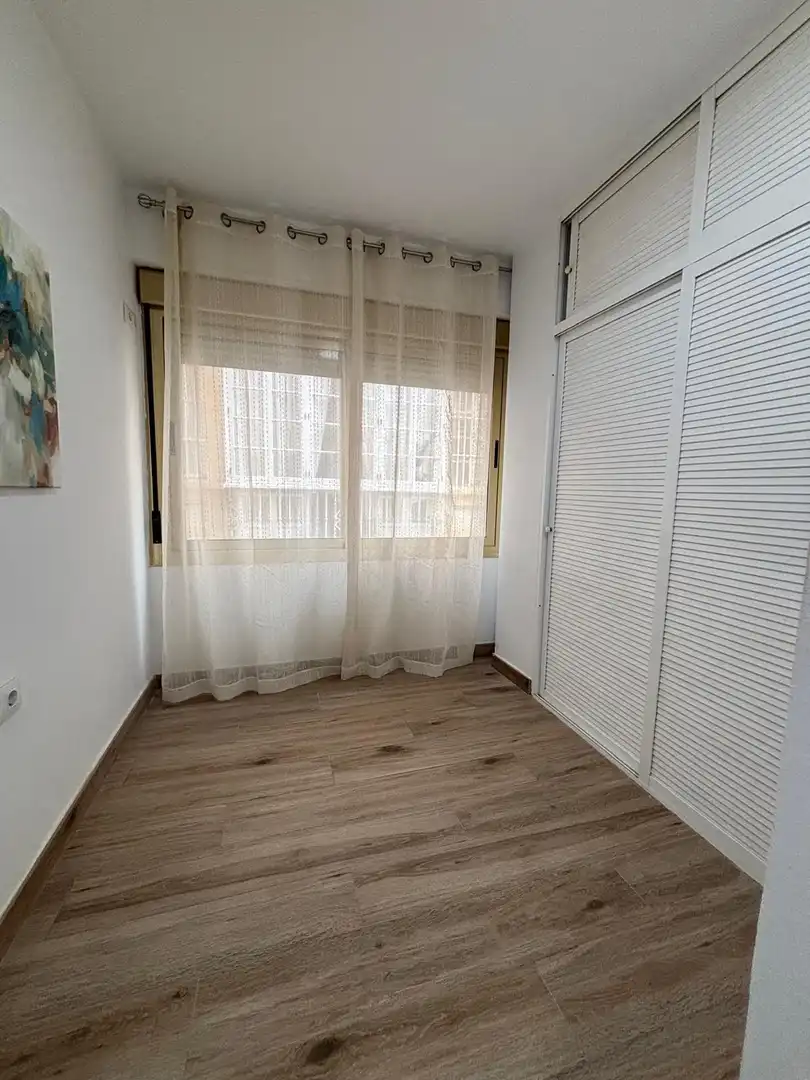 Schlafzimmer von Wohnung zum Verkauf in Cádiz mit Terrasse