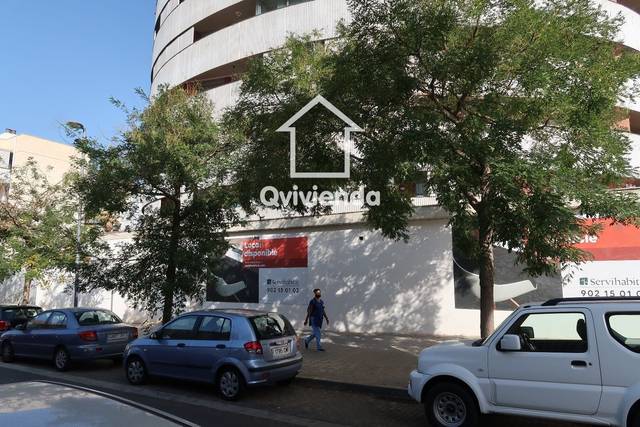 Local comercial en Alquiler en Carrer de Cervantes en Centre