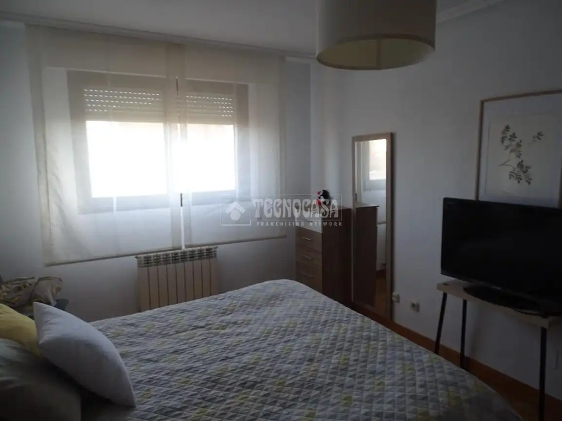 Habitación de Piso en venta en Valladolid con Aire acondicionado y Calefacción