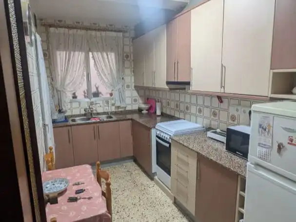 Küche von Wohnung zum Verkauf in Orihuela mit Klimaanlage und Balkon