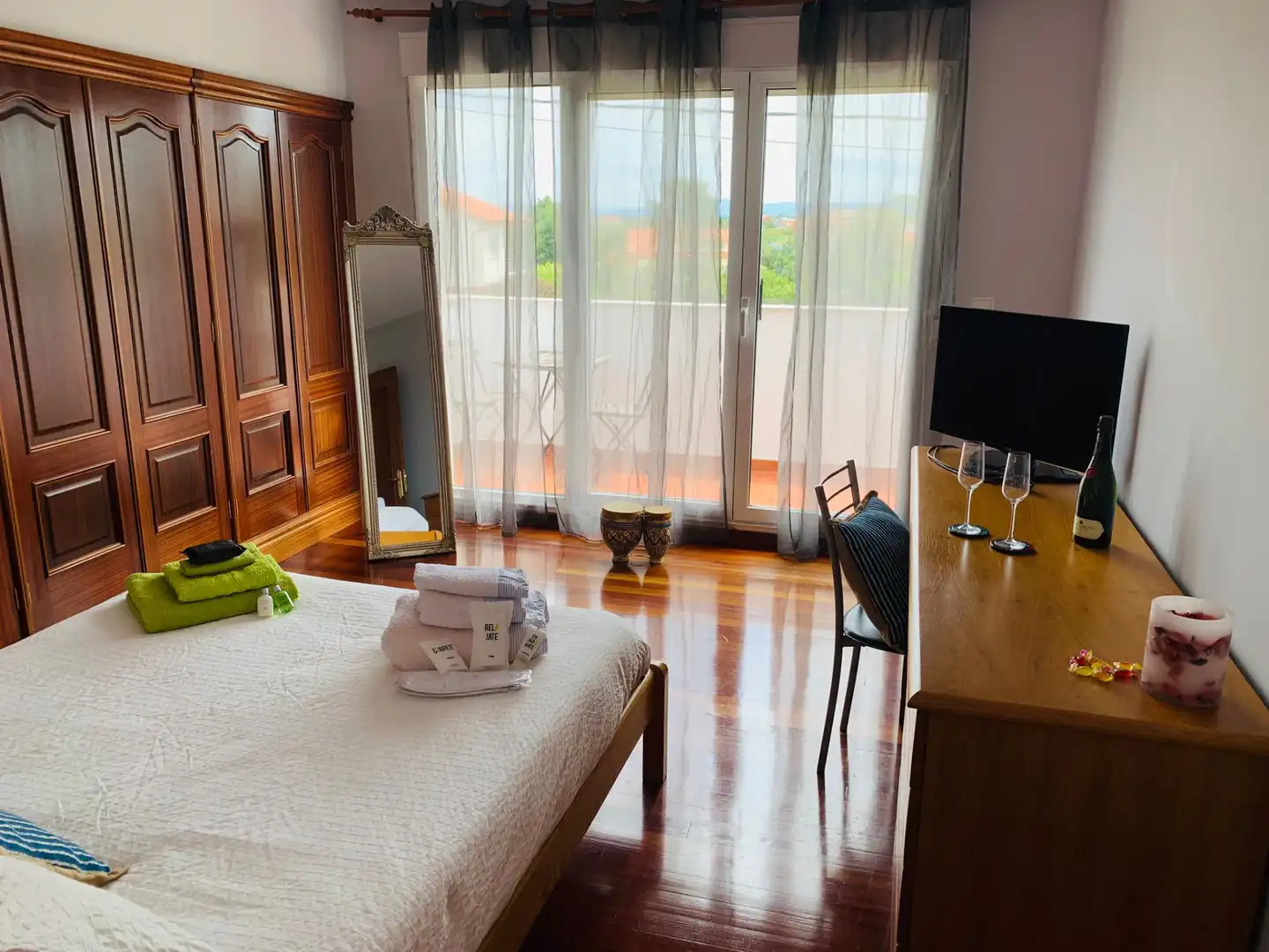 Bedroom of Houses for sale in A Pobra do Caramiñal  with Heating, Private garden and Terrace