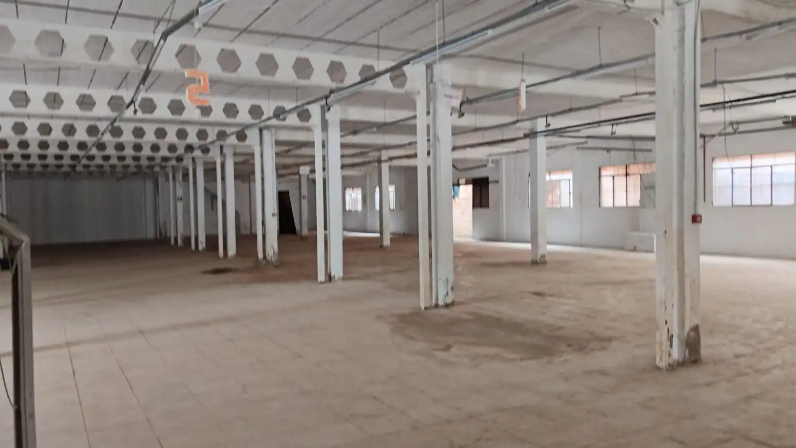 Nave industrial de alquiler en Aldaia