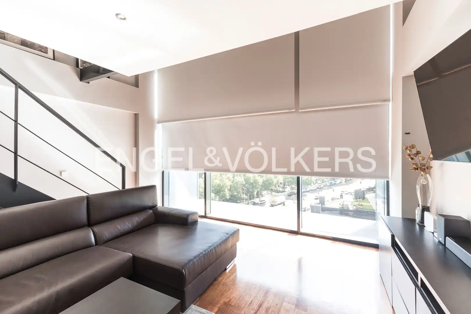 Sala d'estar de Loft de lloguer en San Sebastián de los Reyes amb Aire condicionat, Calefacció i Piscina