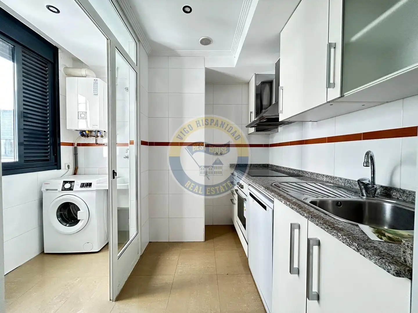 Kitchen of Apartments for sale in Vigo   with Heating and Storage room