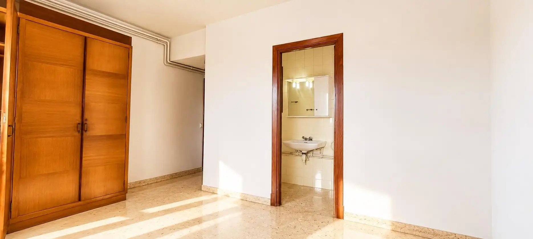 Flat for sale in Llevant
