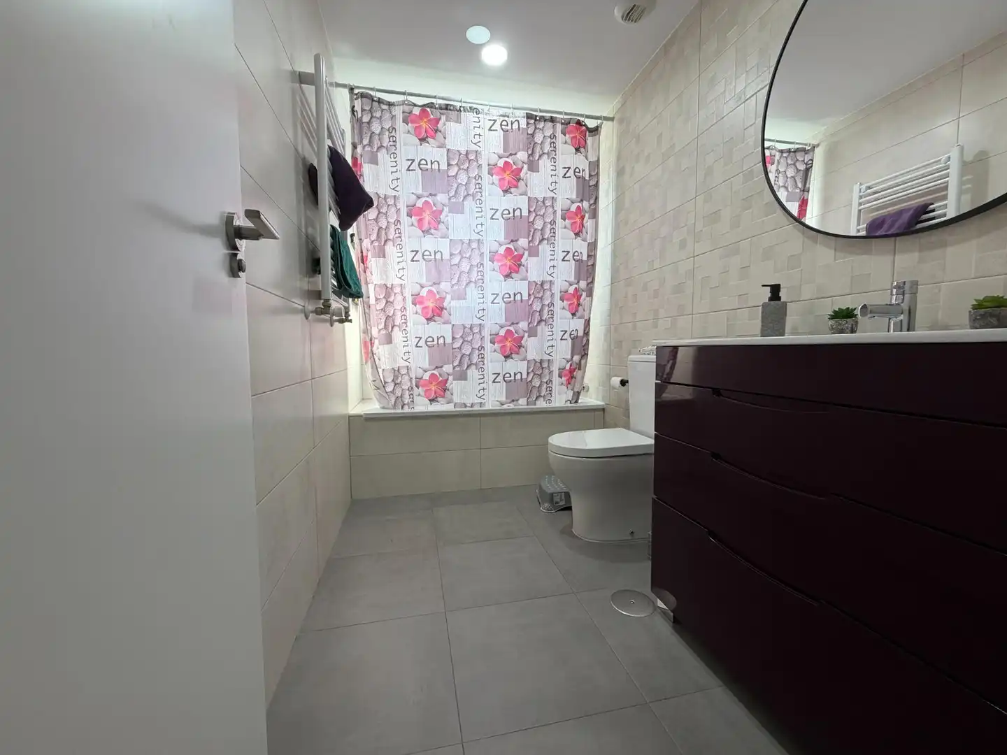 Badezimmer von Dachboden zum Verkauf in Alovera mit Klimaanlage, Heizung und Terrasse
