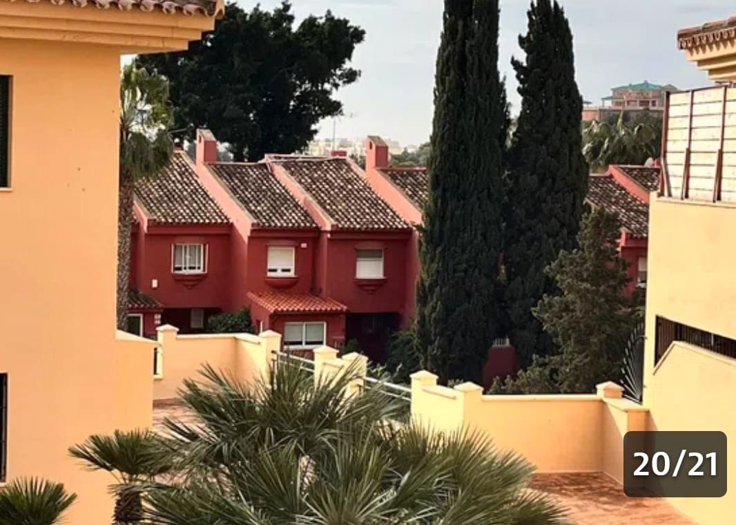 Vista exterior de Casa o chalet en venta en Benalmádena con Aire acondicionado, Terraza y Amueblado
