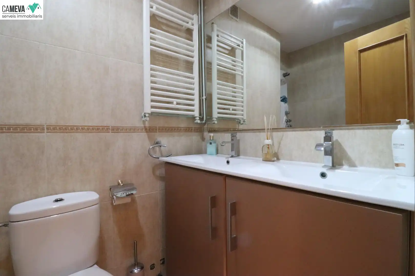 Baño de Piso en venta en Sabadell con Aire acondicionado, Calefacción y Parquet