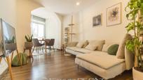 Living room of Apartment for sale in Castelldefels  with Air Conditioner, Heating and Parquet flooring