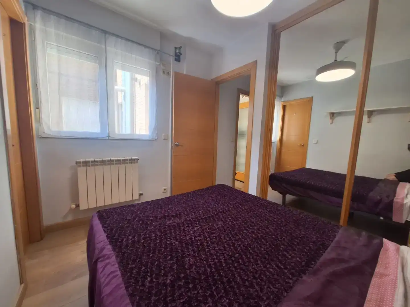 Schlafzimmer von Wohnung zur Miete in  Madrid Capital mit Klimaanlage