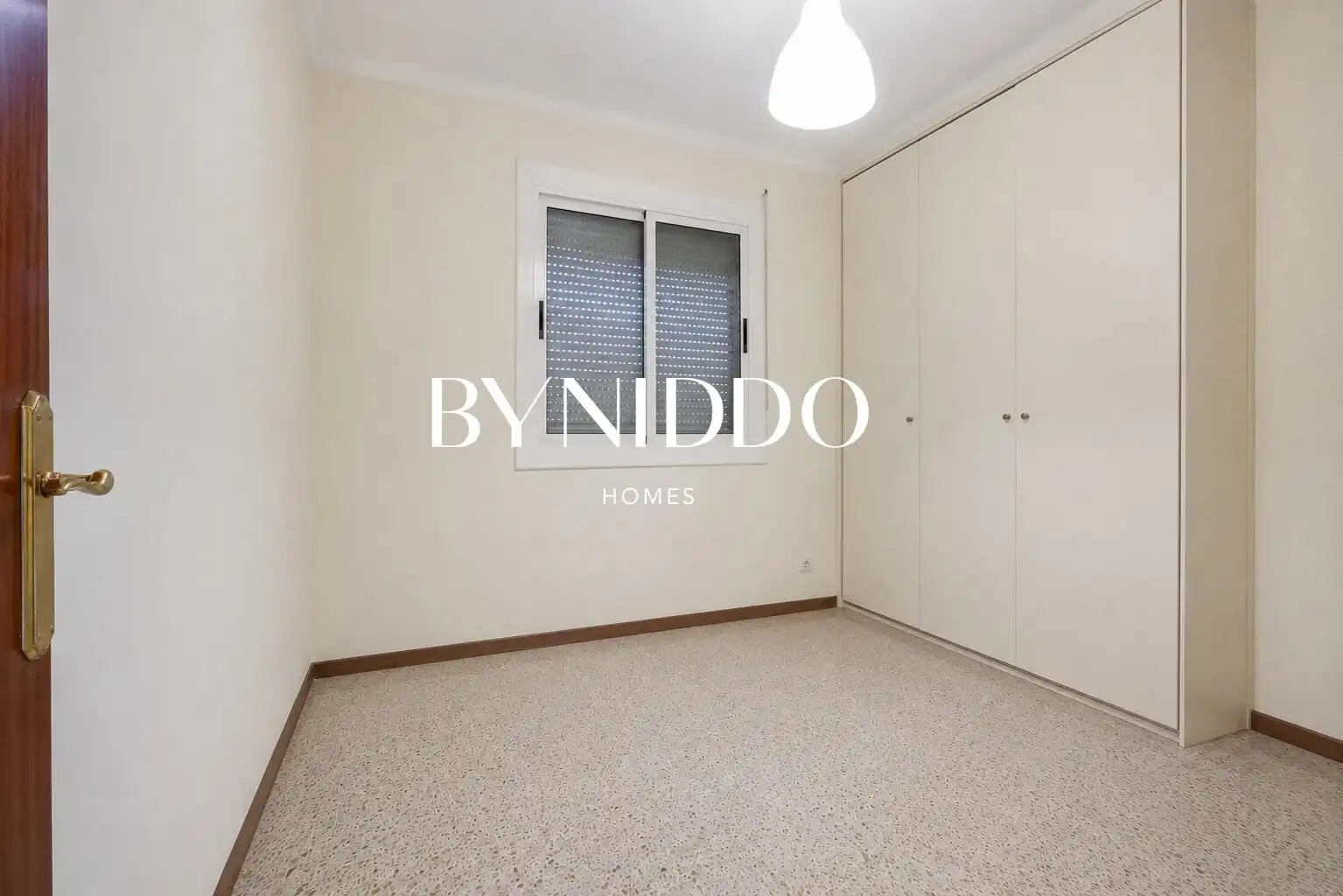 Habitación de Piso en venta en Sant Cugat del Vallès con Aire acondicionado, Calefacción y Amueblado