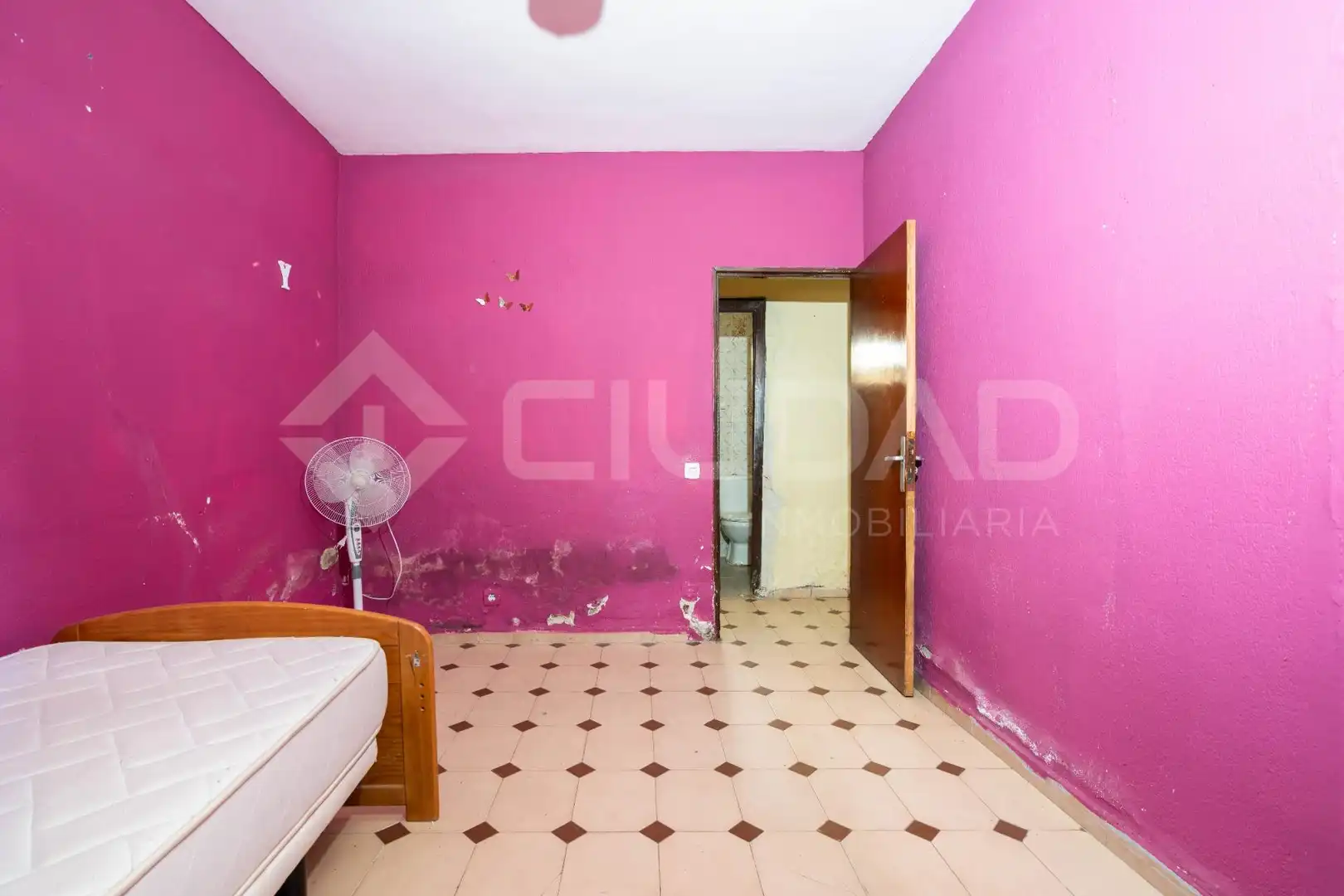 Bedroom of Flat for sale in Nervión