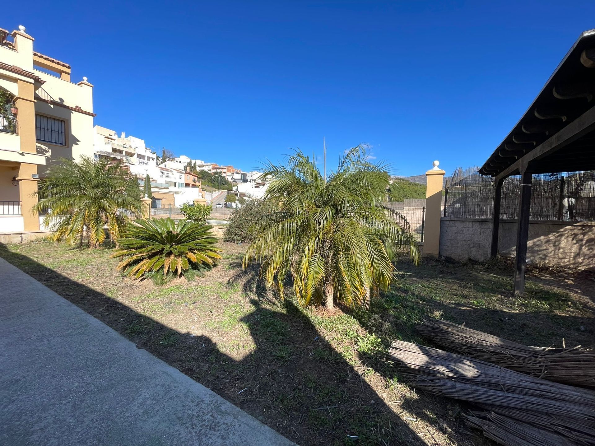Exterior view of Flat for sale in Vélez-Málaga  with Private garden, Terrace and Community pool